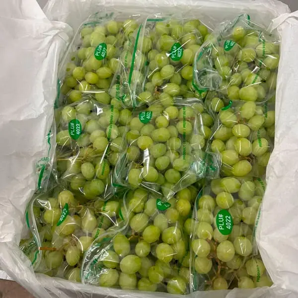 [1975A] Uva verde aprox 8 kg, caja